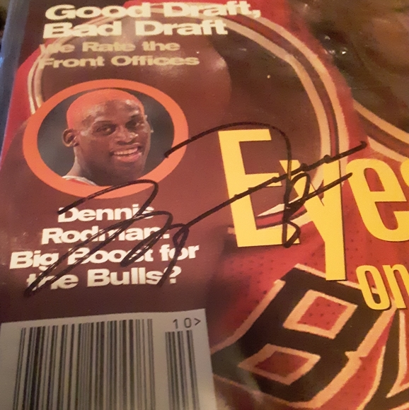 Sports Illustrated MICHAEL JORDAN SIGNED 1995-96' - Picture 2 of 5